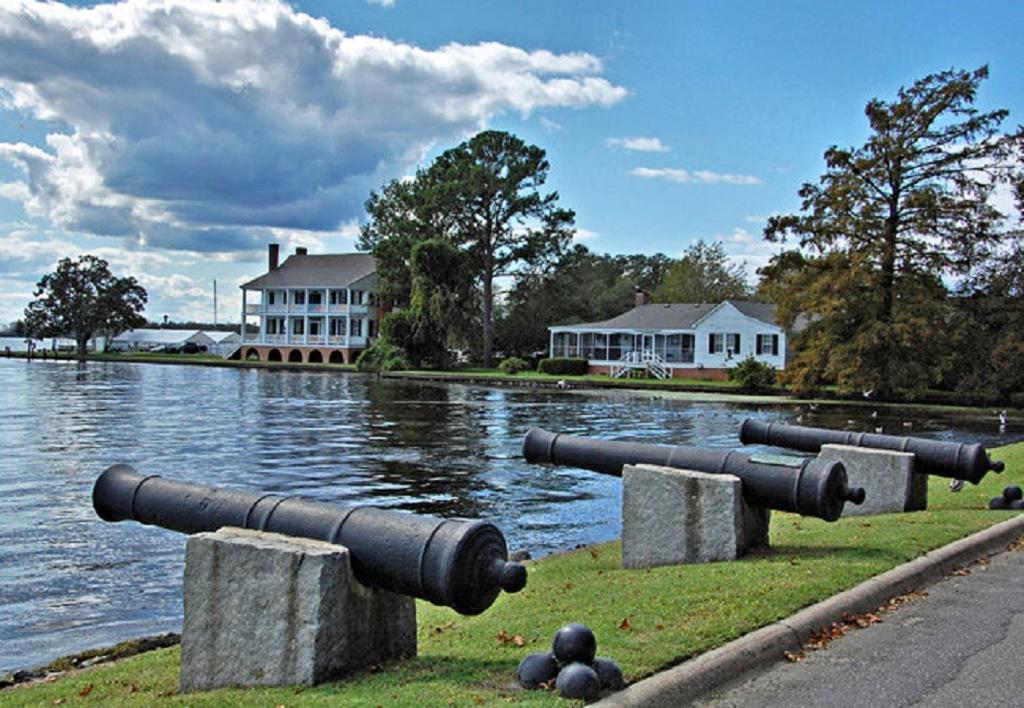 The Edenton Collection-The Granville Queen Inn Esterno foto